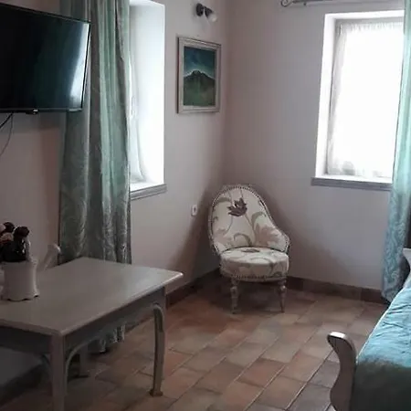 Apartment Bastya